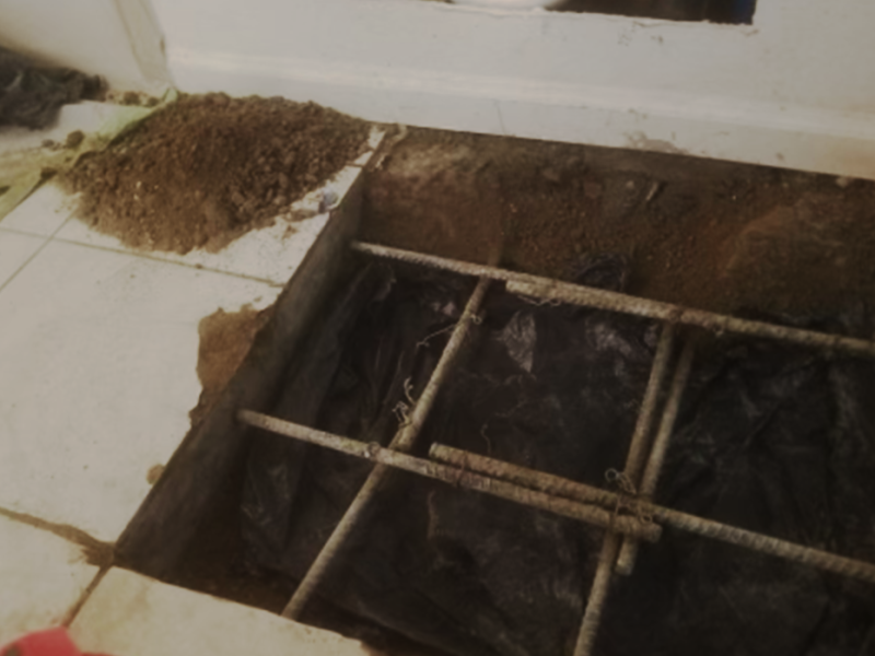 saw cutting for plumbing issues